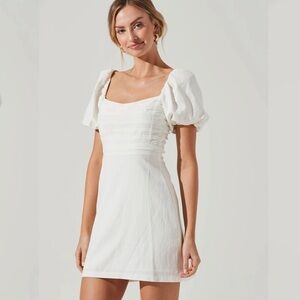 ASTR The Label - White Linen Pleat Front Mini Dress - Size S
